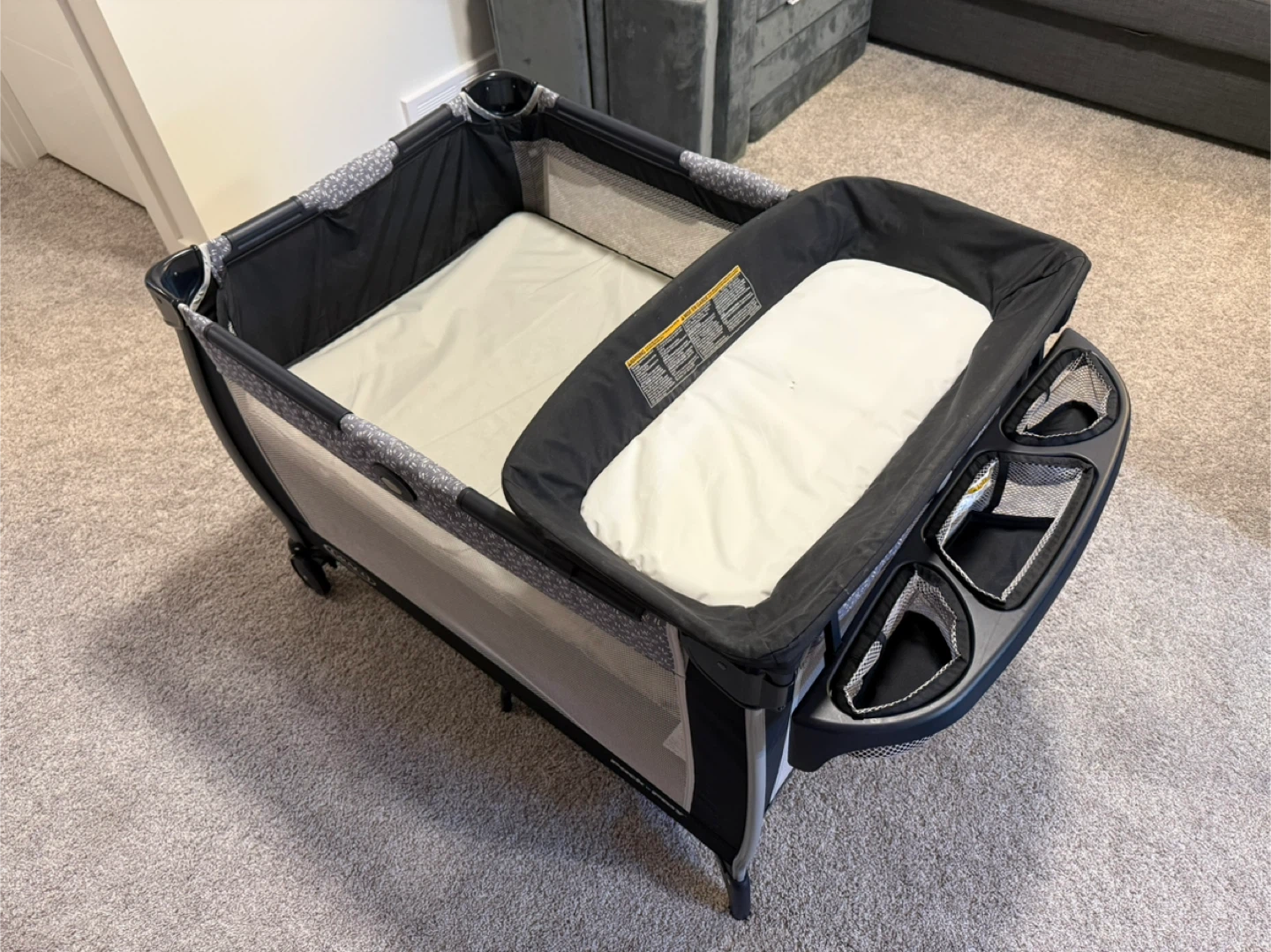 Graco Pack 'n Play Day2Dream Bassinet Playard