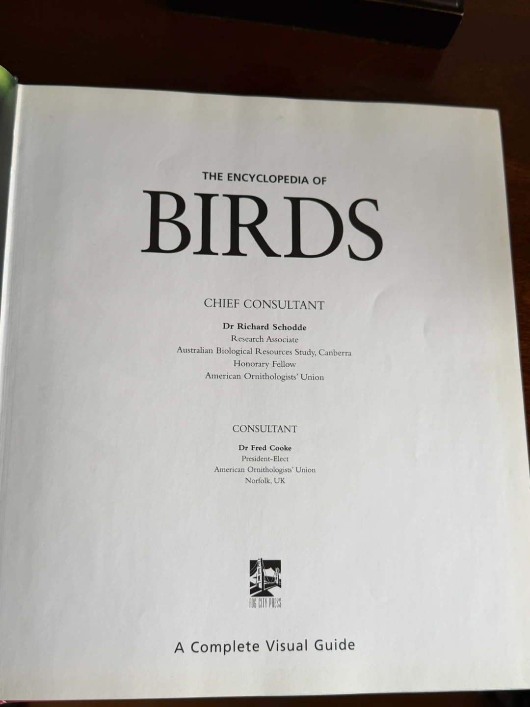 The Encyclopedia of Birds: A Complete Visual Guide - photo 2