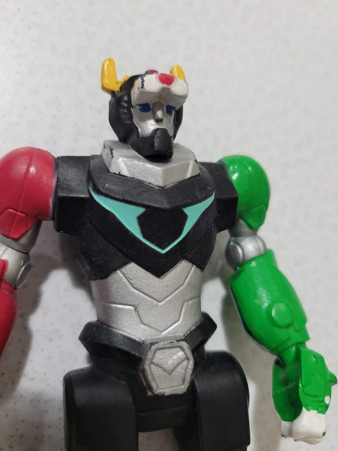 Vintage Voltron bendable action figure toy - photo 3