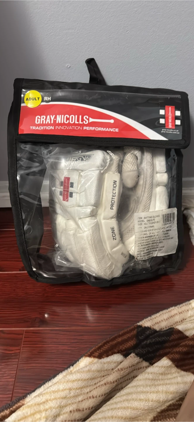 Gray-Nicolls Elite GN6 Batting Gloves - Adult RH