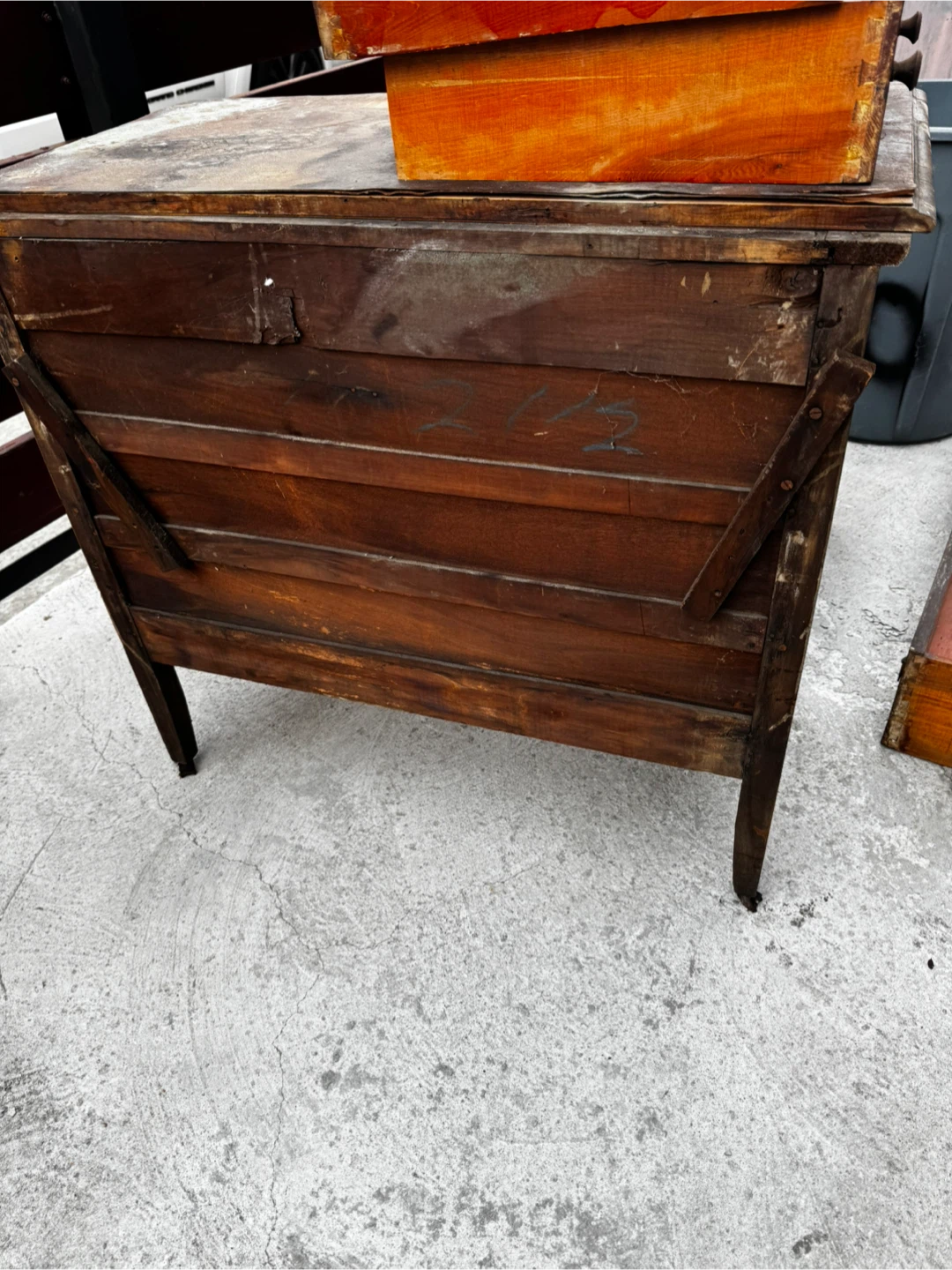Vintage Wooden Dresser with Drawers - photo 4