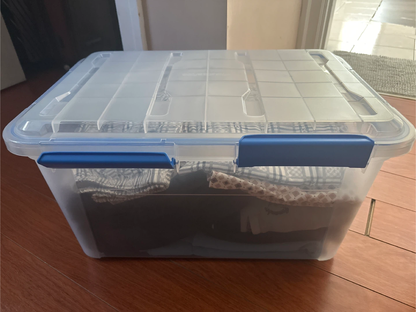Ezy Storage Water-Proof 50L Storage Box - photo 3