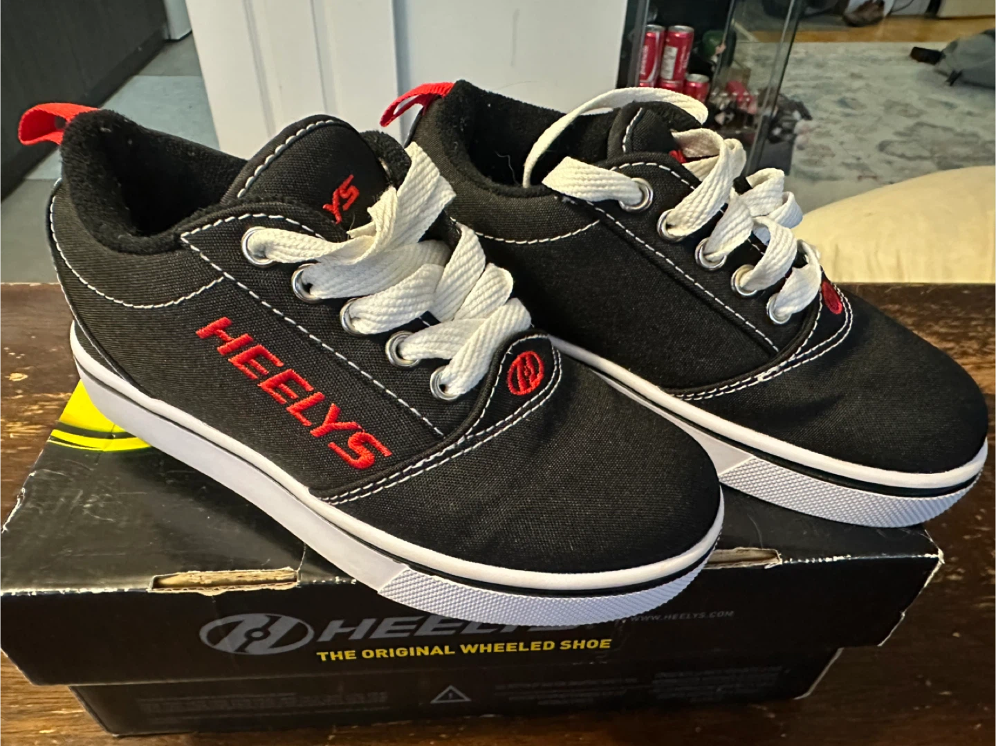Heelys "The Original Wheeled Shoe" Black Canvas - photo 2