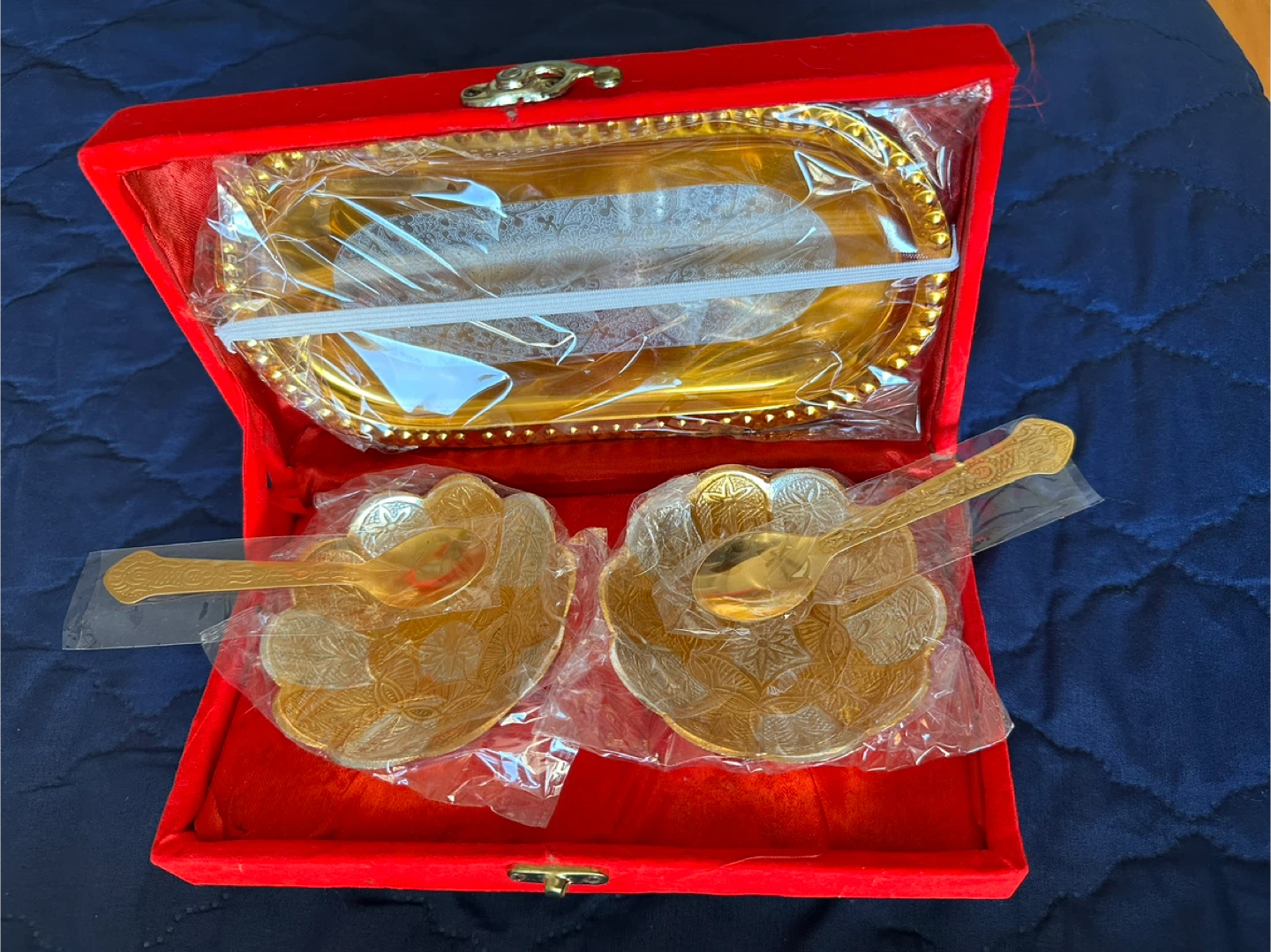 Decorative Gold Coloured Bowls with Spoons and Tray Set - photo 3