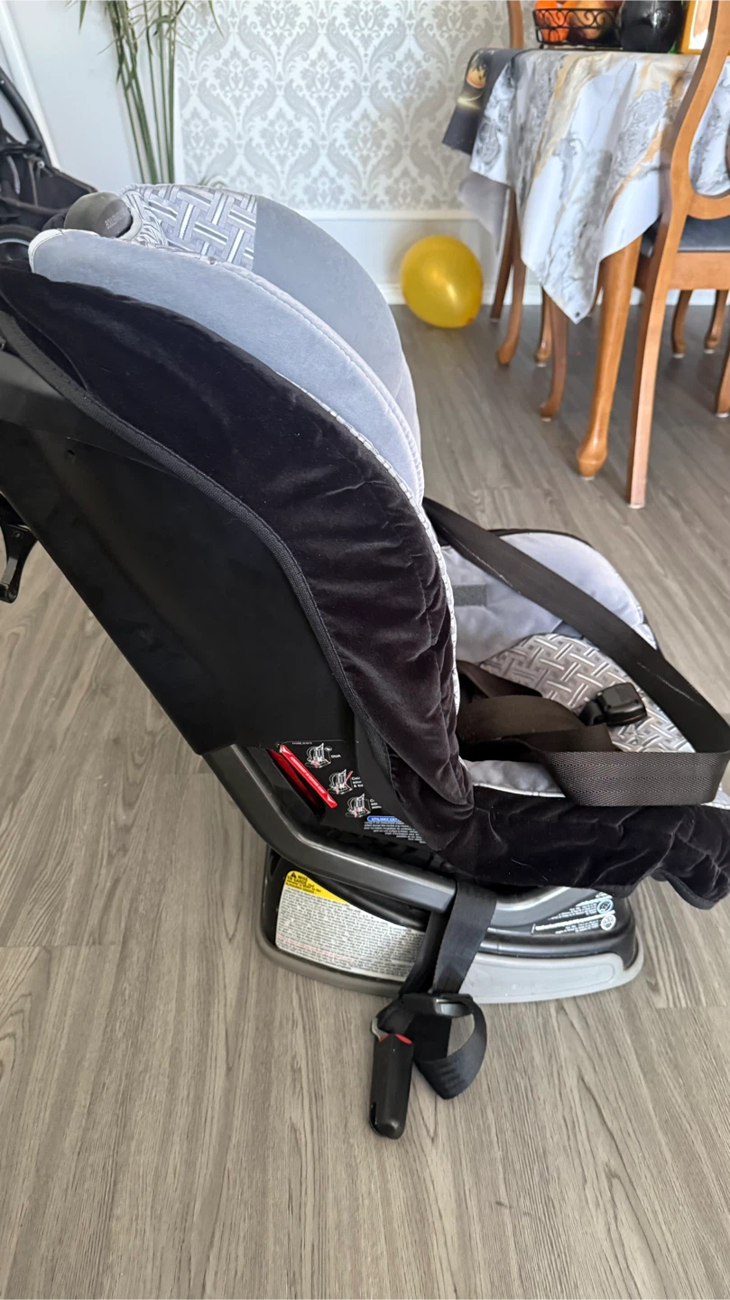 Britax Boulevard 65-G3 Car Seat - photo 2
