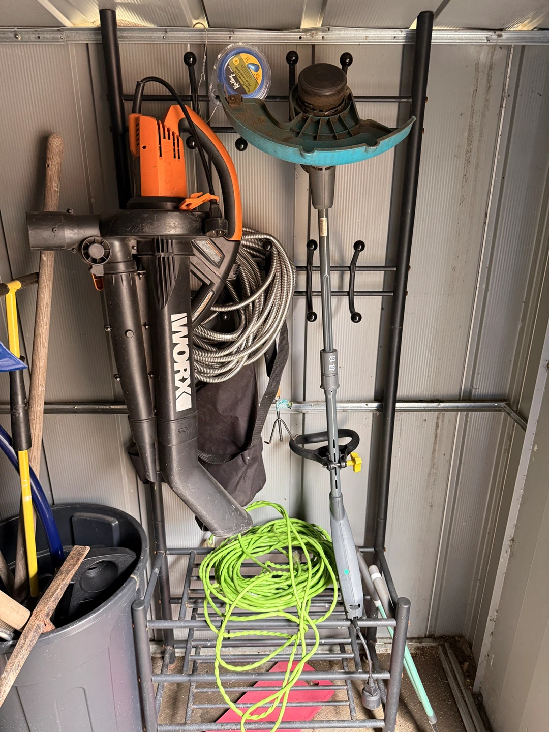 Leaf Blower / String Trimmer