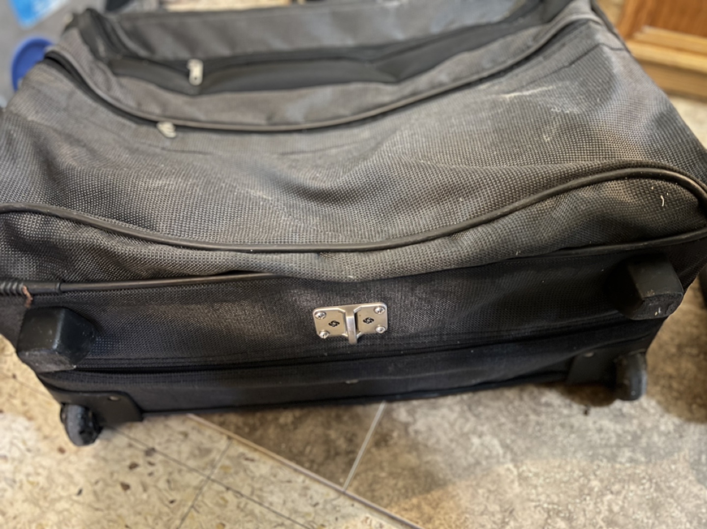 Black Rolling Garment Suitcase Bag - photo 2