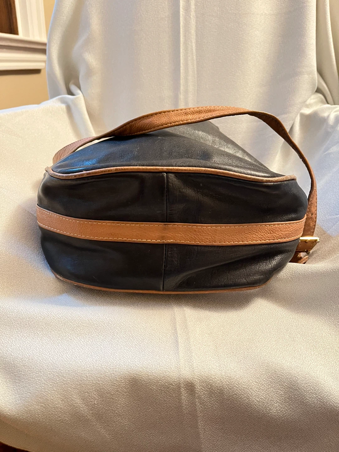 Loewe Anagram Bucket Bag - photo 5