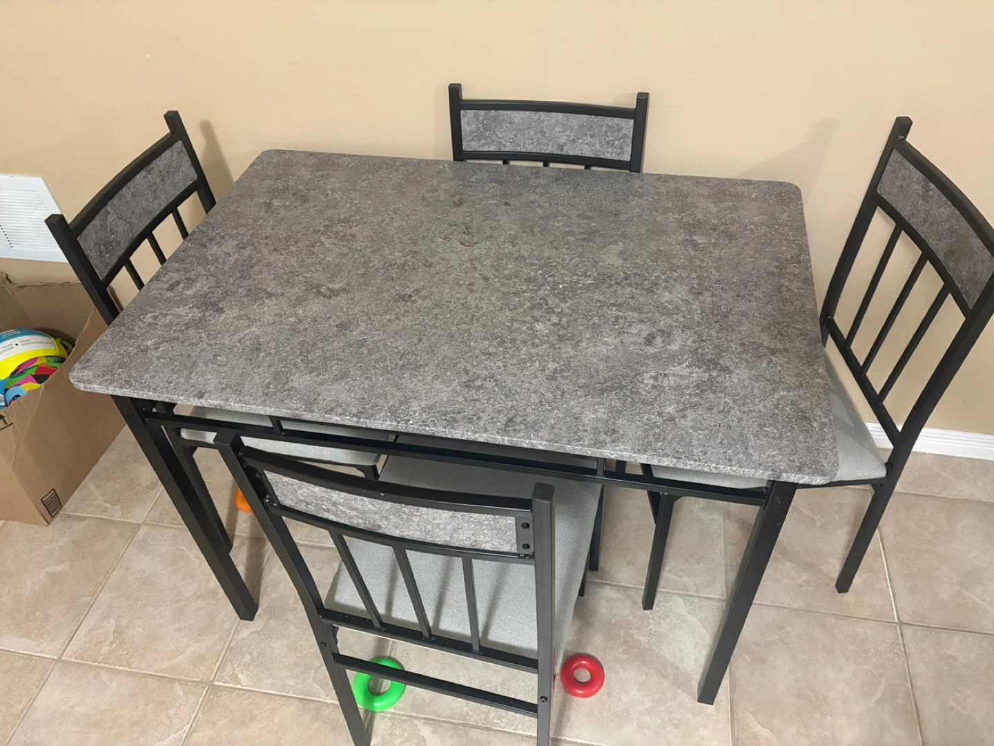 HOMCOM 5-Piece Dining Table Set with Marble Effect