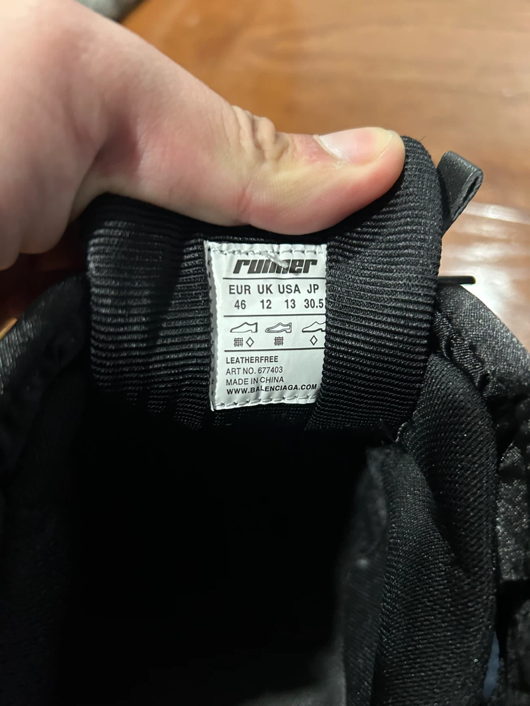 Balenciaga Runner Sneakers Black - photo 4