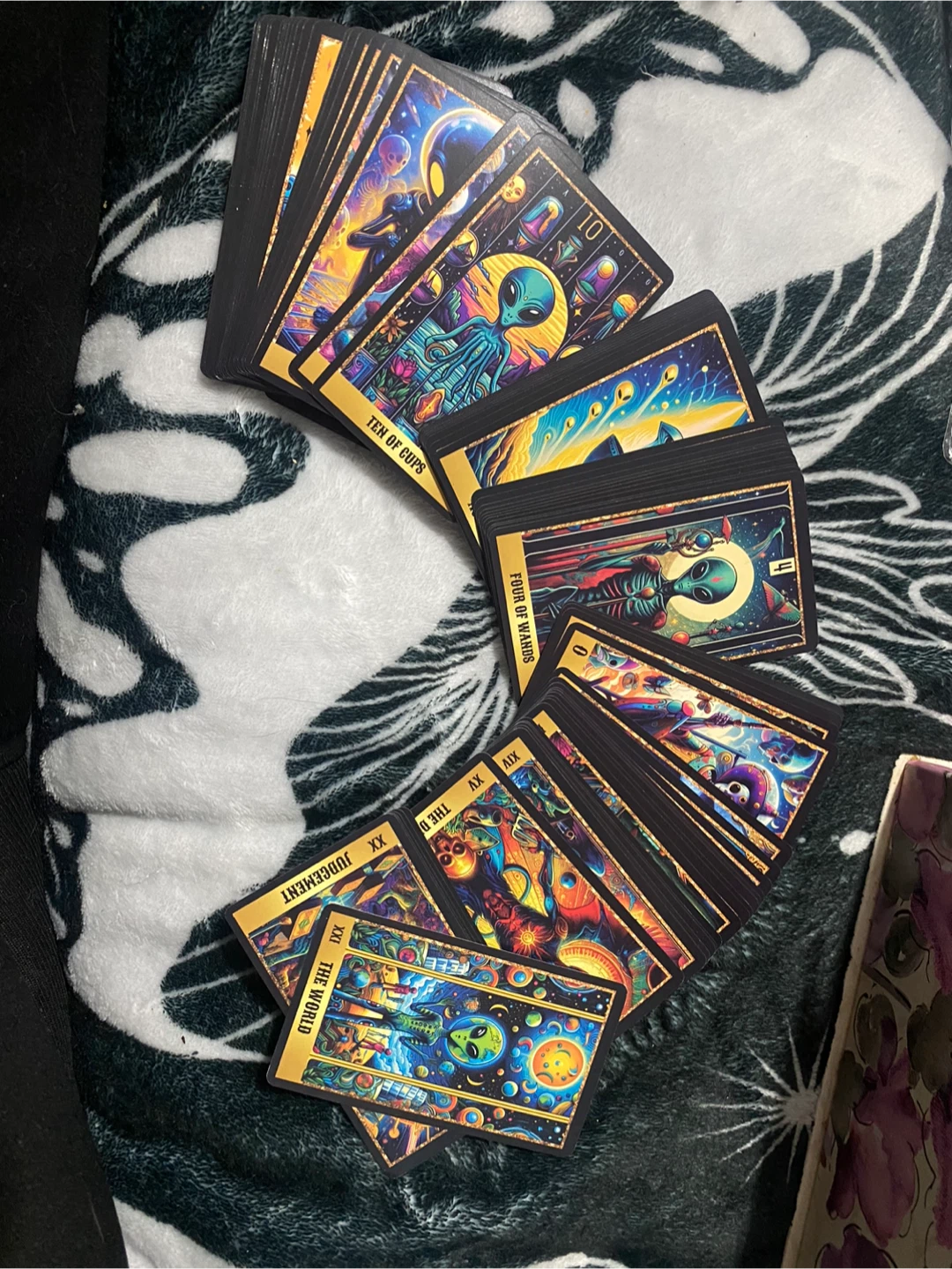 Alien Tarot Deck Cards - photo 2