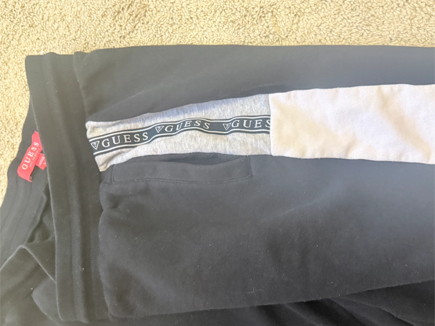 Guess Black Athletic Shorts Size Medium - photo 3