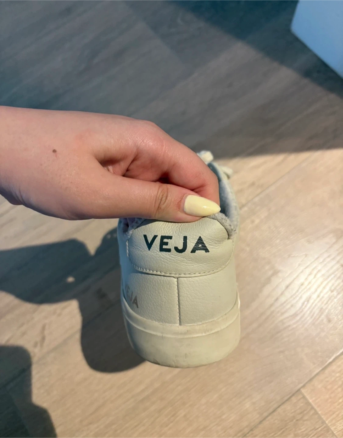 VEJA Cream Leather Sneakers - photo 3