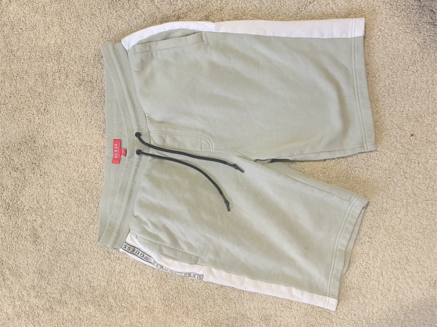 GUESS Men's Shorts Size L - photo 2