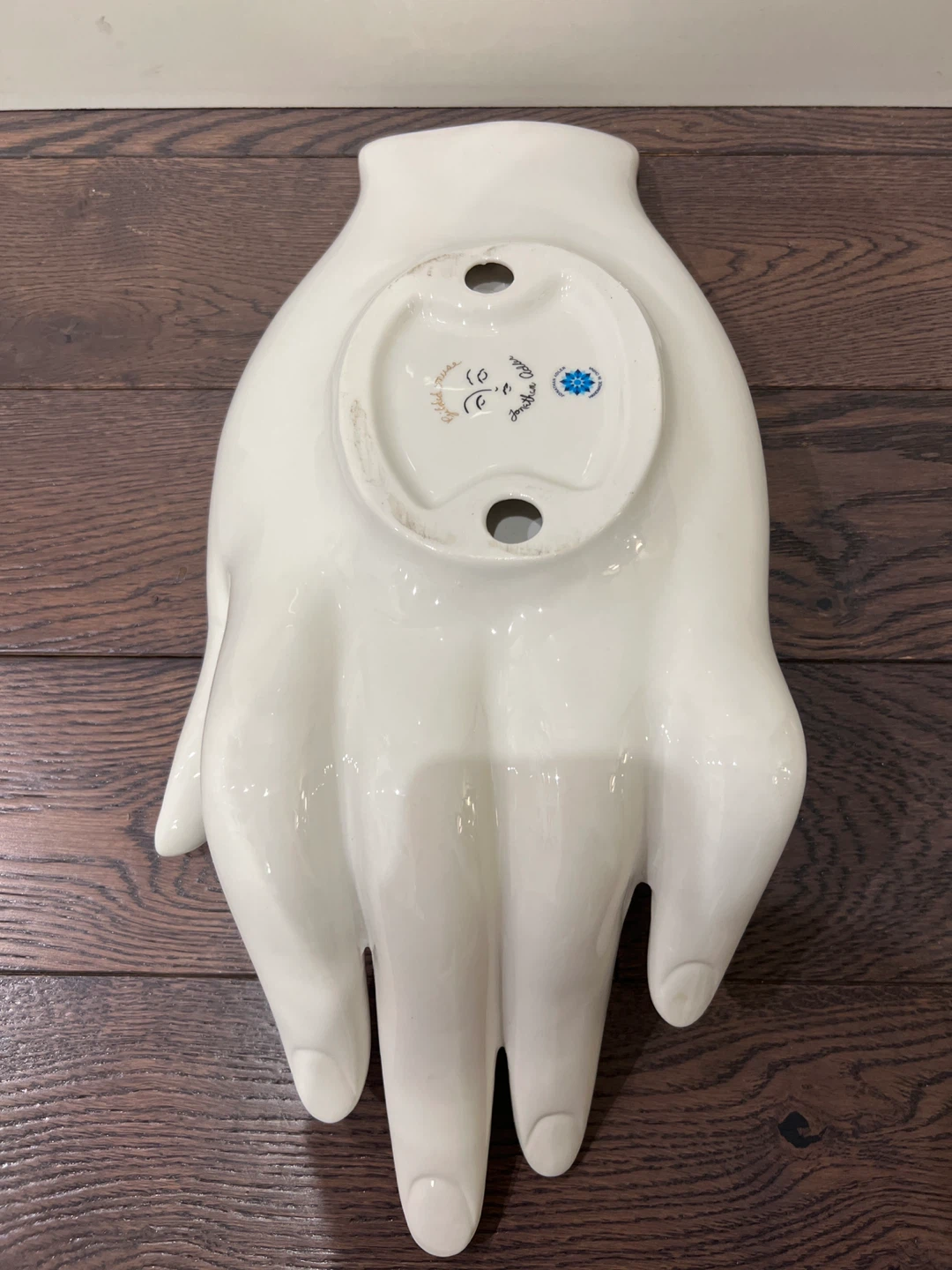White Ceramic Hand Dish with Gold Eye Design - photo 5