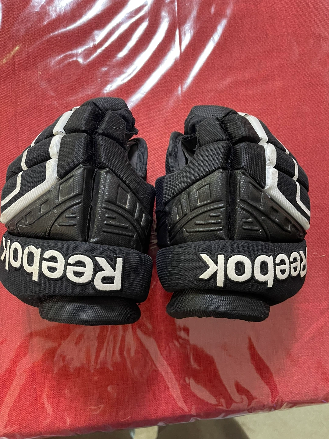 Reebok 26K Hockey Gloves Small