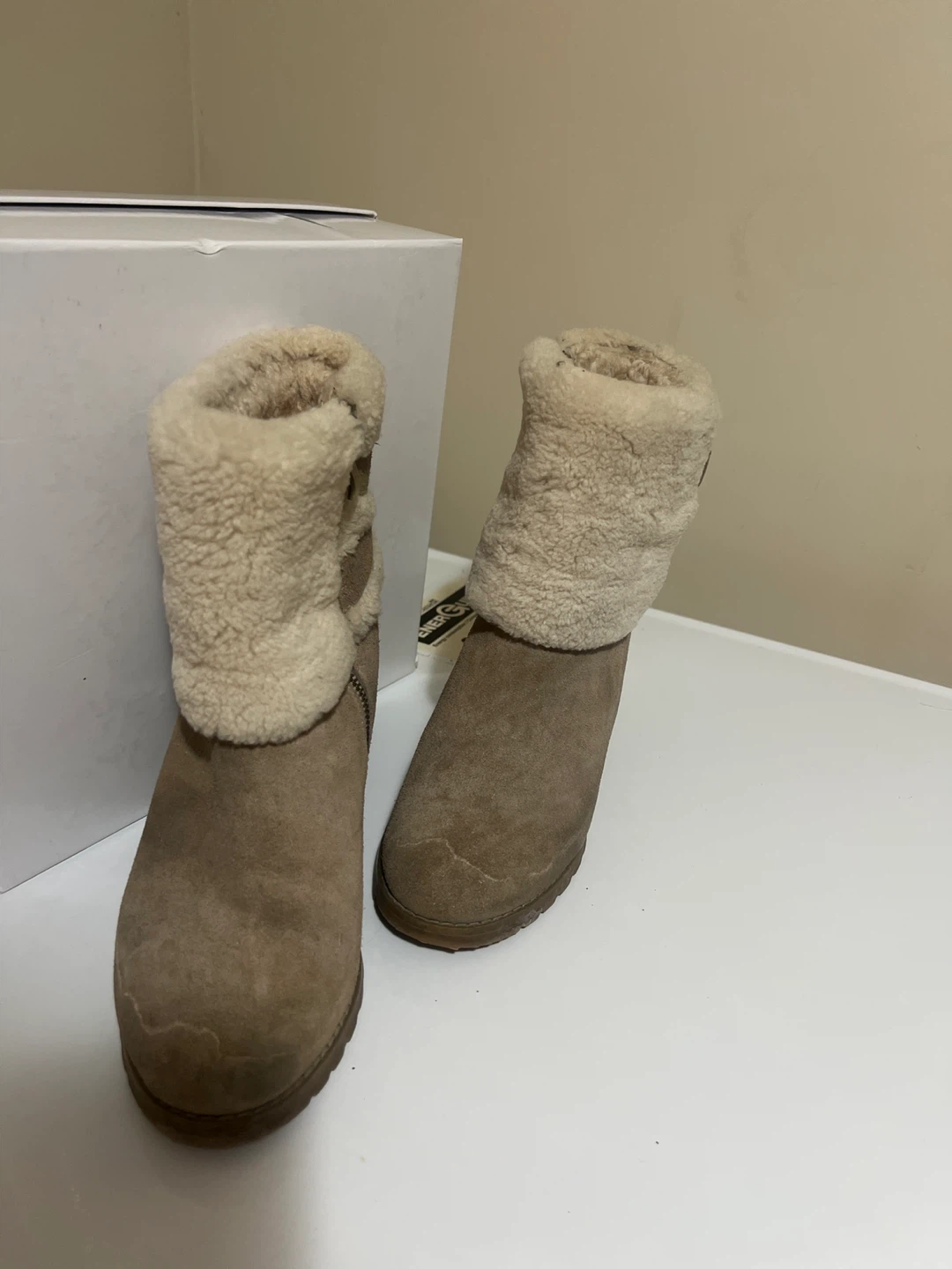 Ugg Australia Tasman Sheepskin Boots - photo 3