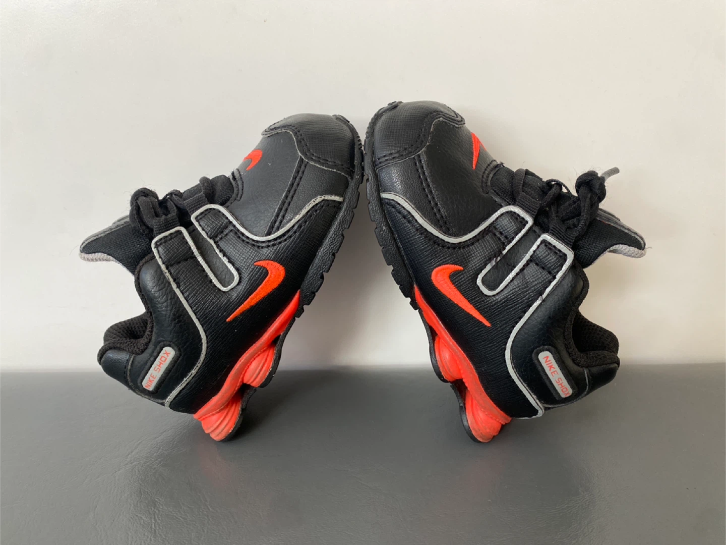 Nike Shox Toddler Shoes size 5