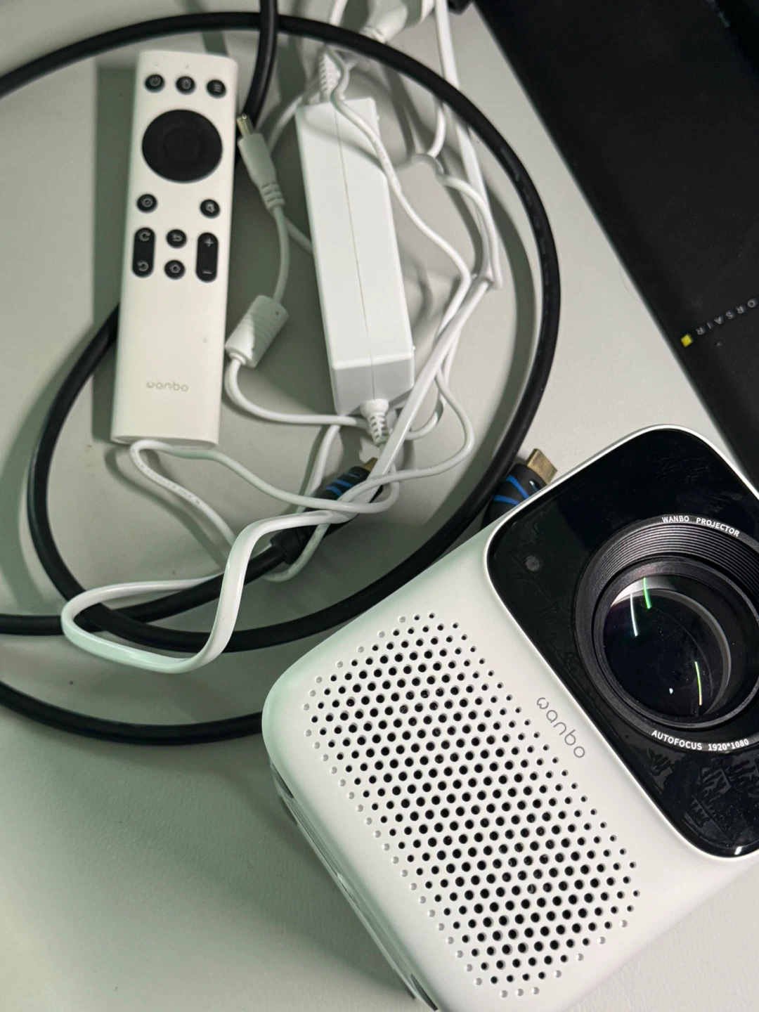 Wanbo T2 Max Projector with Remote - photo 2