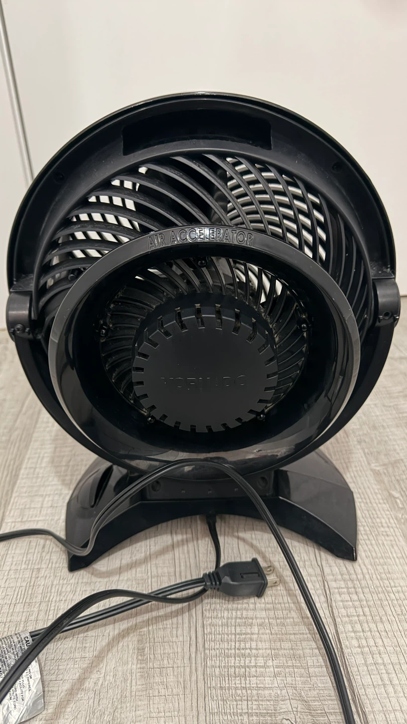 Vornado Air Circulator Fan Type 6303 - photo 2