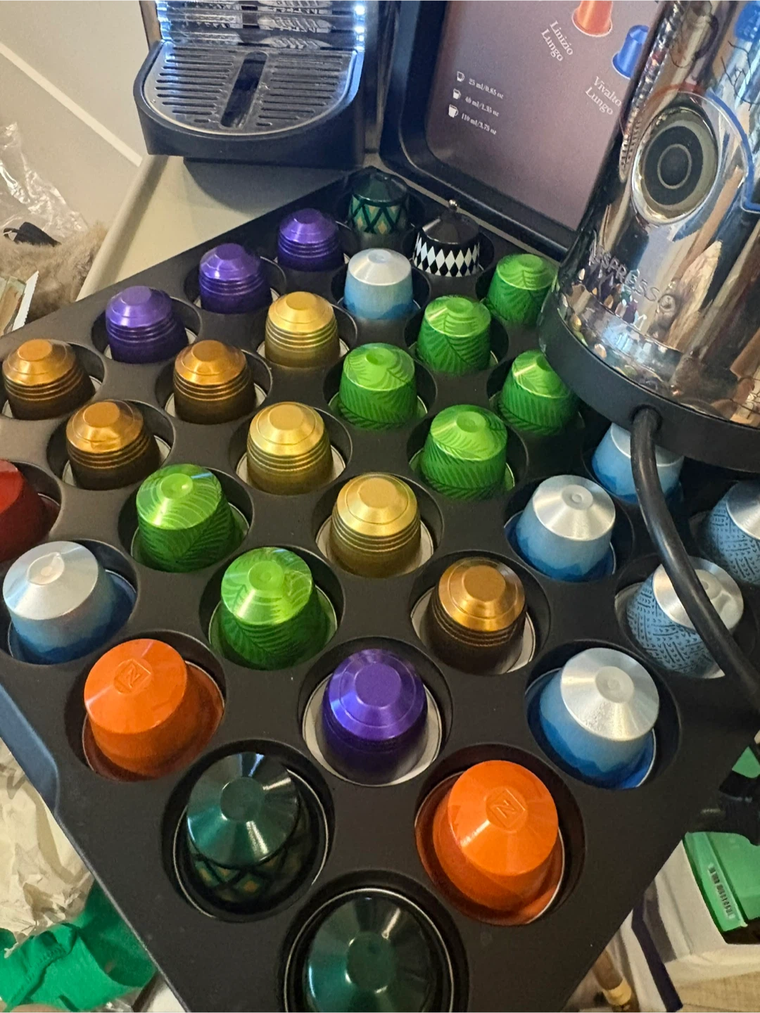 Nespresso original Coffee Machine with Aeroccino Milk Frother - photo 4