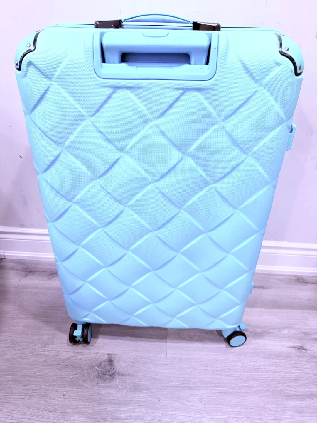 Traveller Turquoise Suitcase