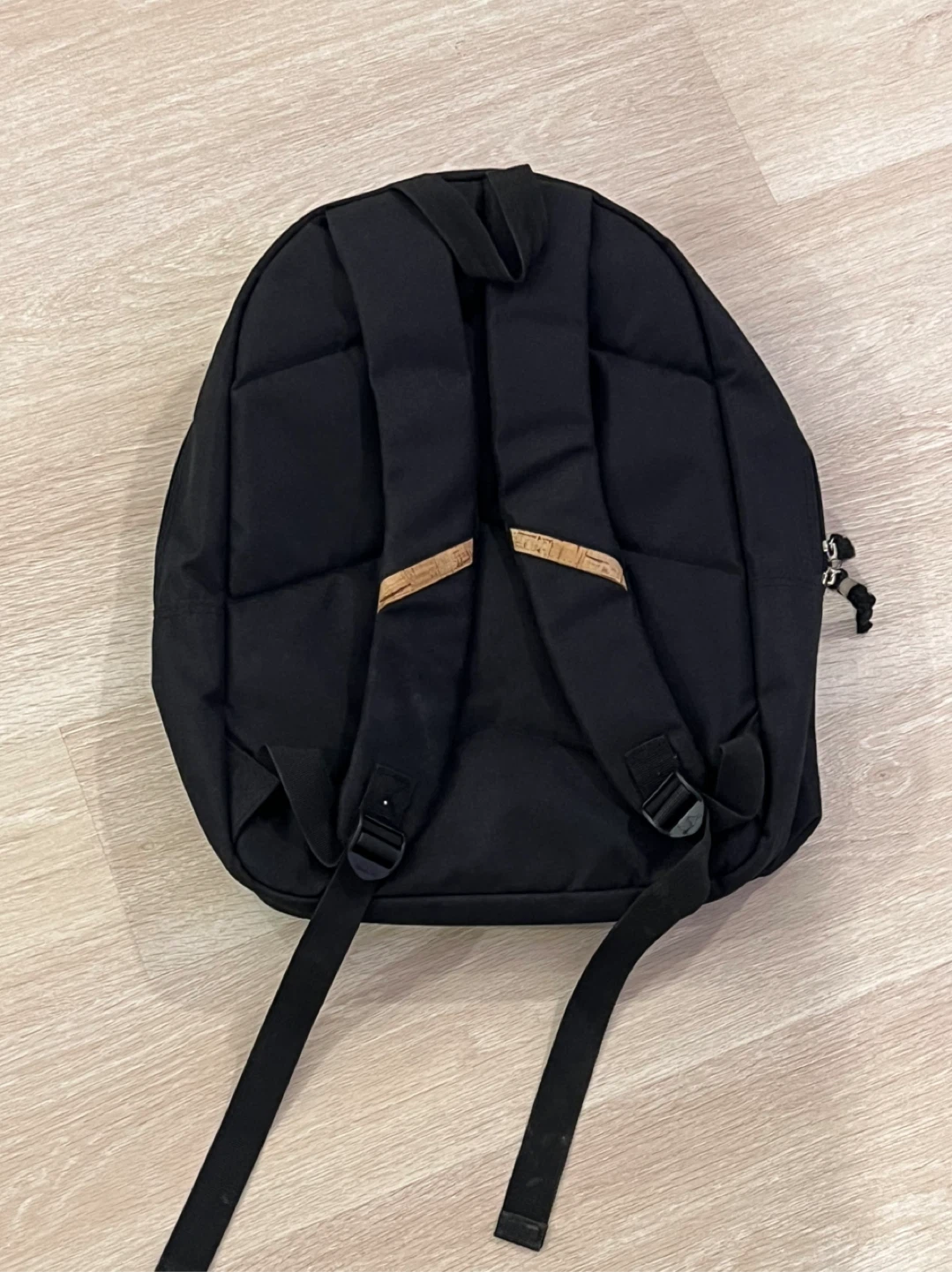 Roots Black Backpack - photo 2