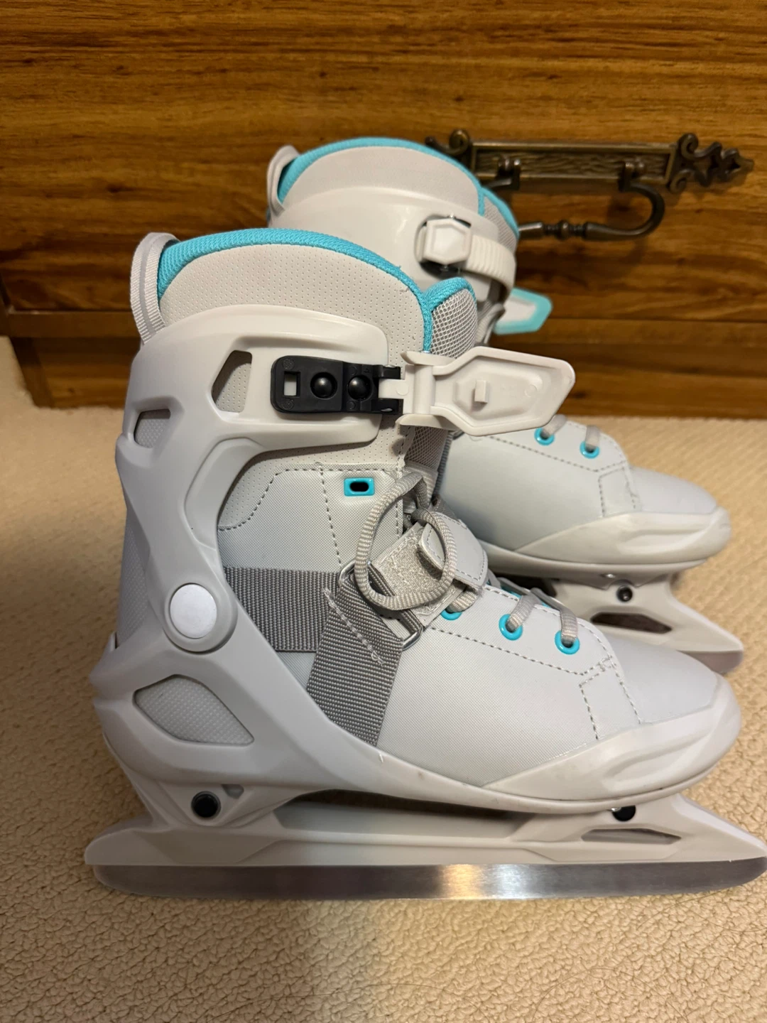 Oxelo Ice Skates - Size 8 US Women's