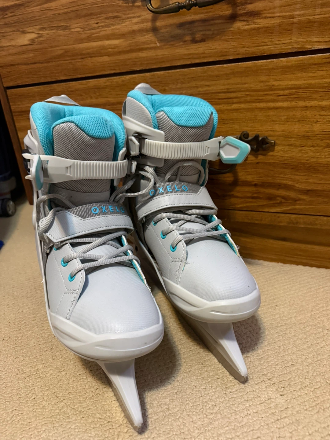 Oxelo Ice Skates - Size 8 US Women's - photo 3