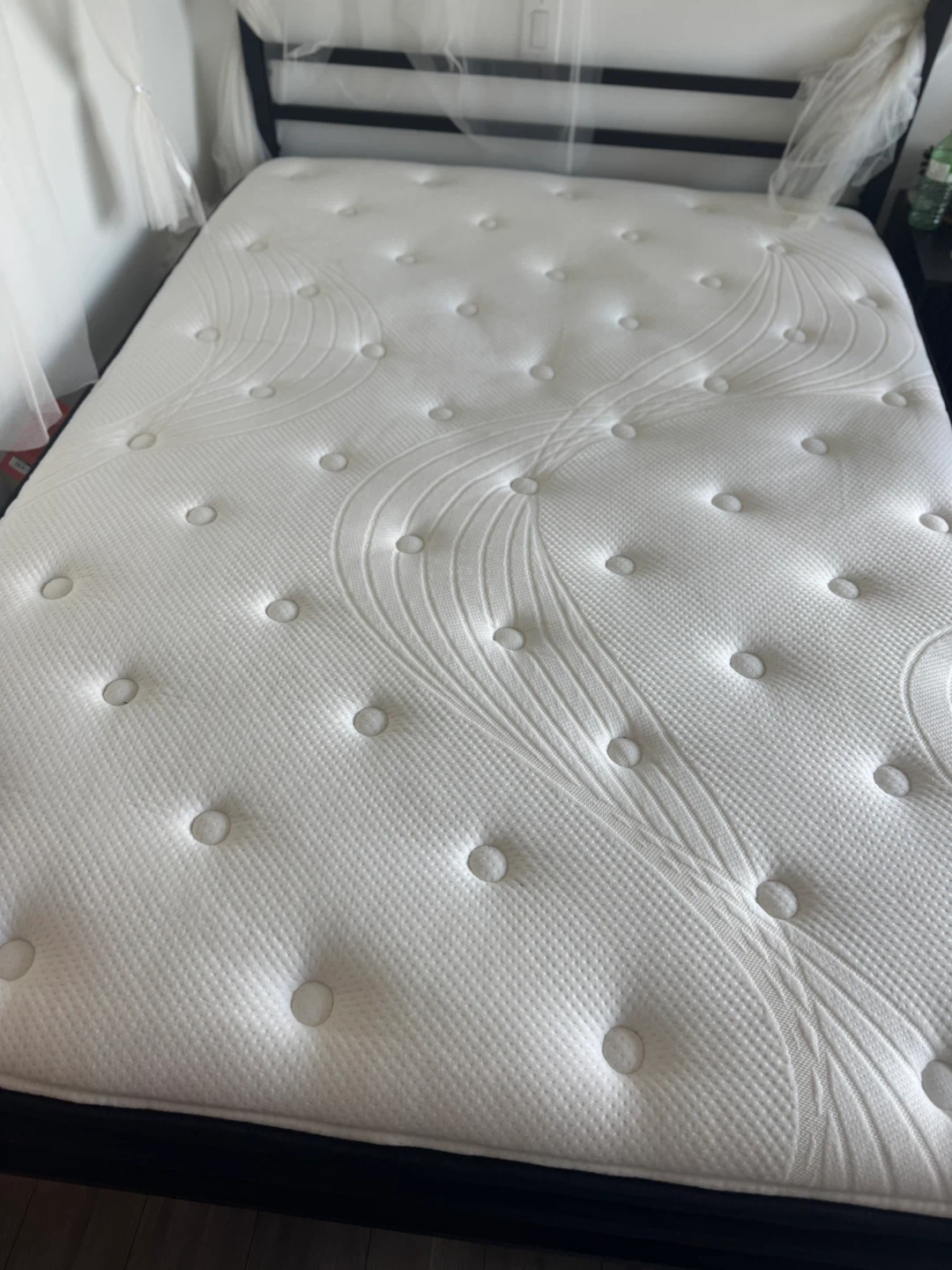 12" Full Gel Memory Foam Hybrid Mattress