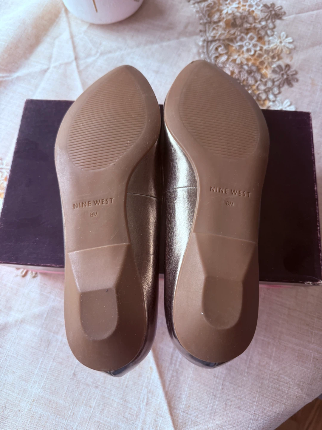 Nine West Women's Gold Pointed Toe Flats Size 8 - photo 4