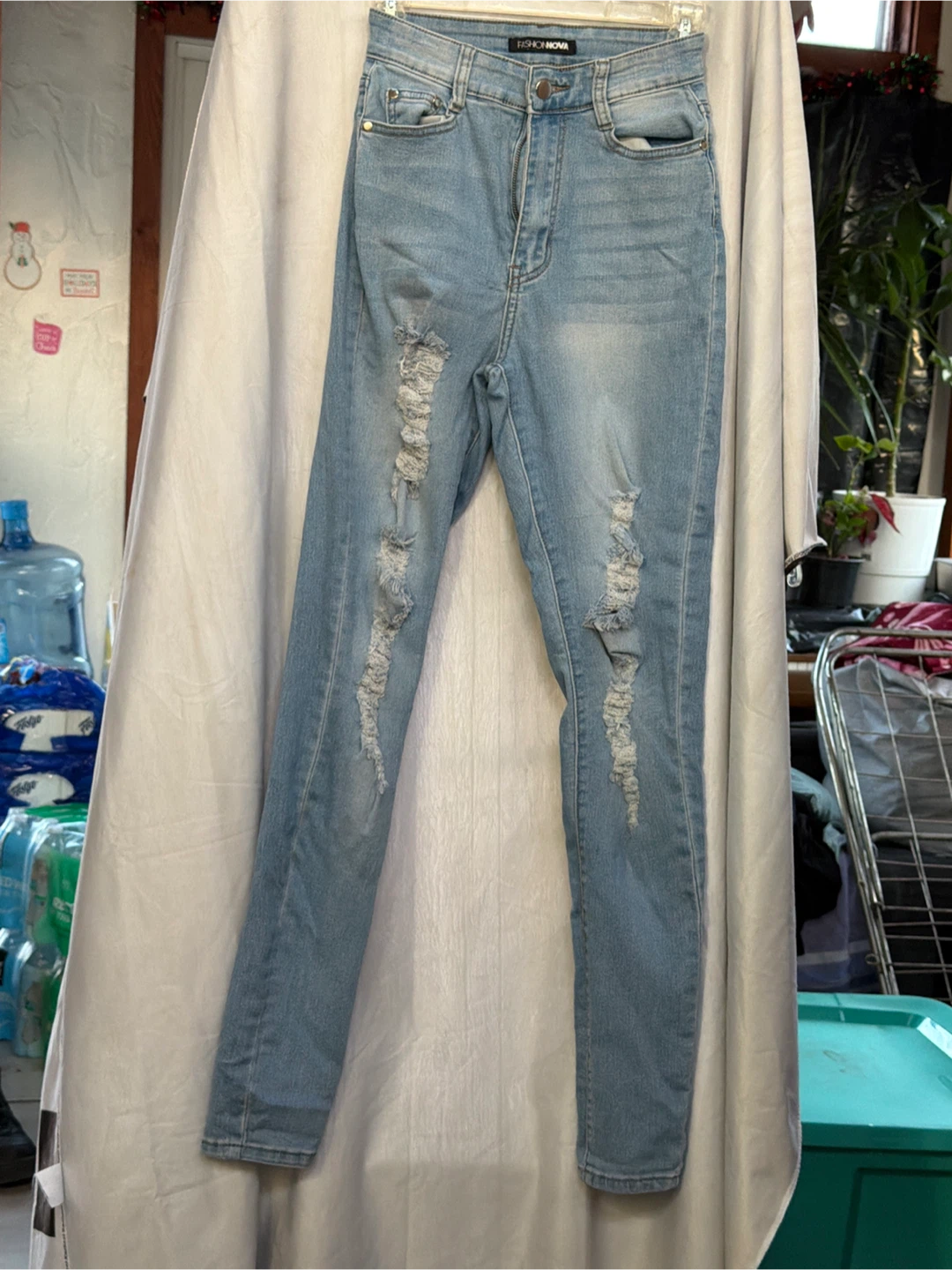 Fashion Nova Light Wash Distressed Skinny Jeans Size 5