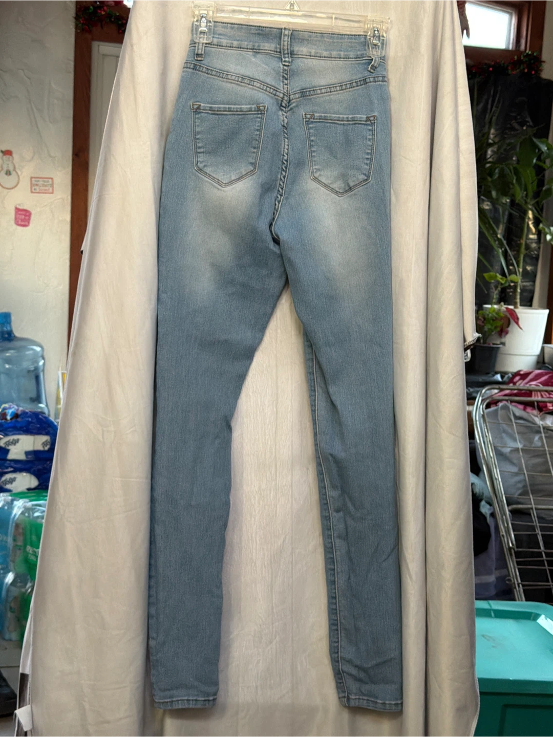 Fashion Nova Light Wash Distressed Skinny Jeans Size 5 - photo 2