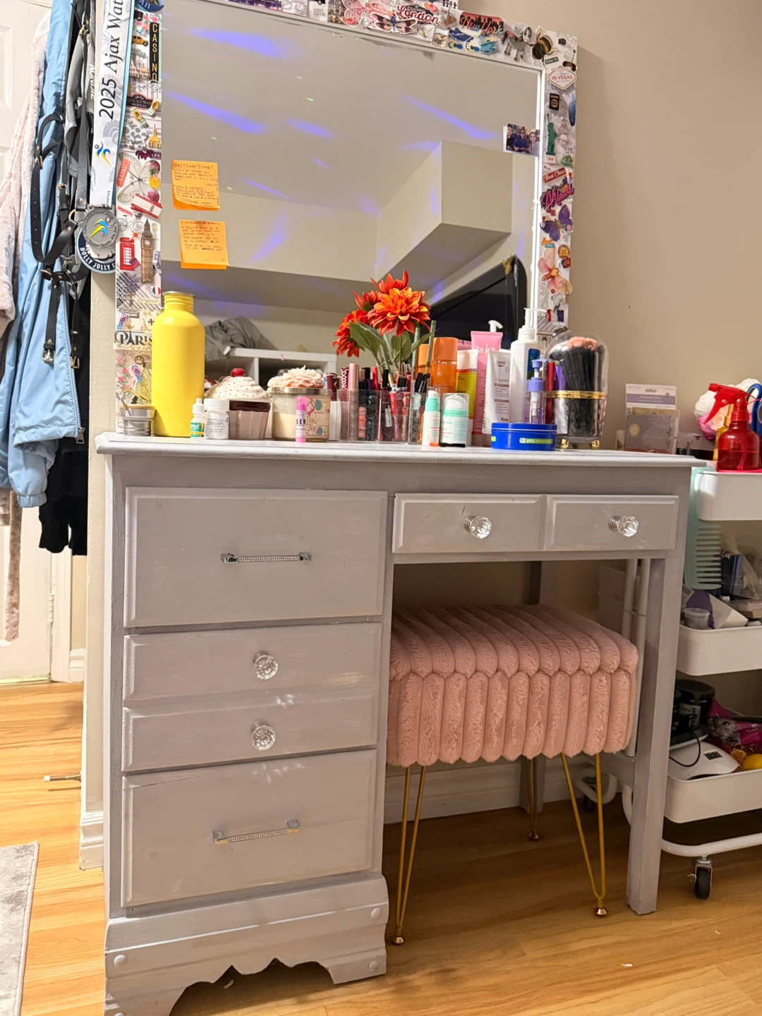 Grey Vanity Desk - photo 3