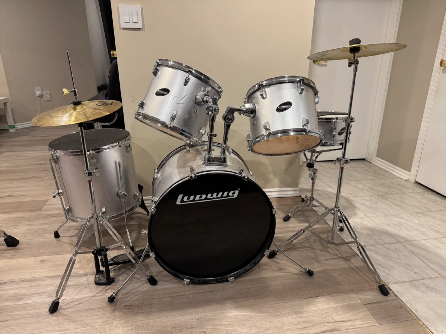 Ludwig Drum Set with Zildjian and Sabian Cymbals