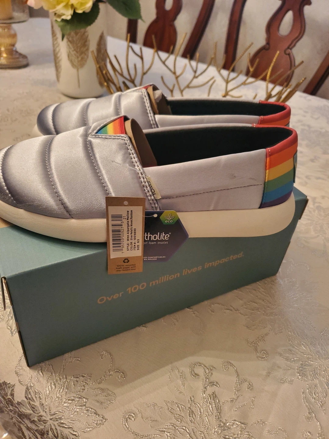 TOMS Women's Alpargata Shoes Rainbow Pride Size 8.5 - photo 2