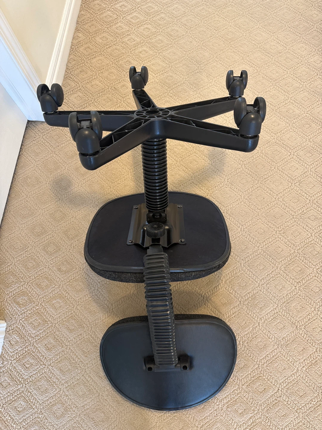 Black Fabric Office Chair - photo 4