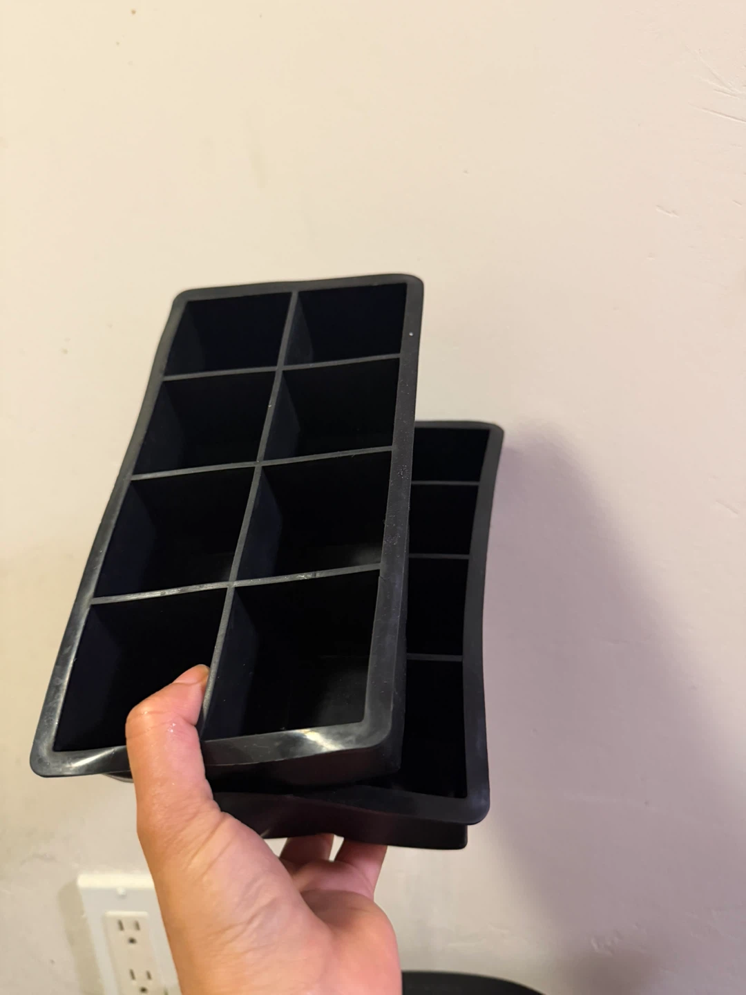 Set of 2 Black Silicone Ice Cube Trays - photo 4