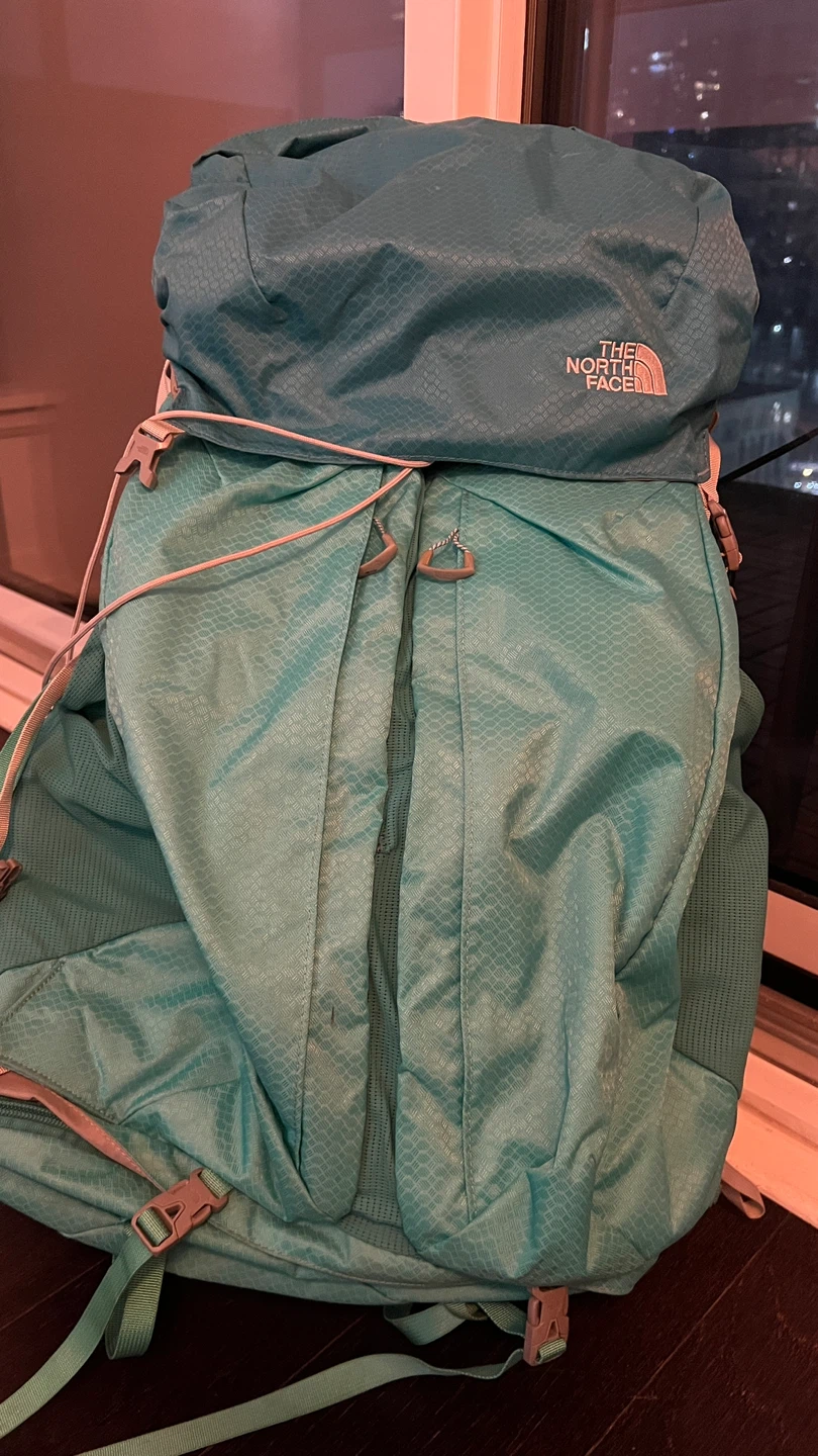 40L North Face Hiking Backpack - photo 3