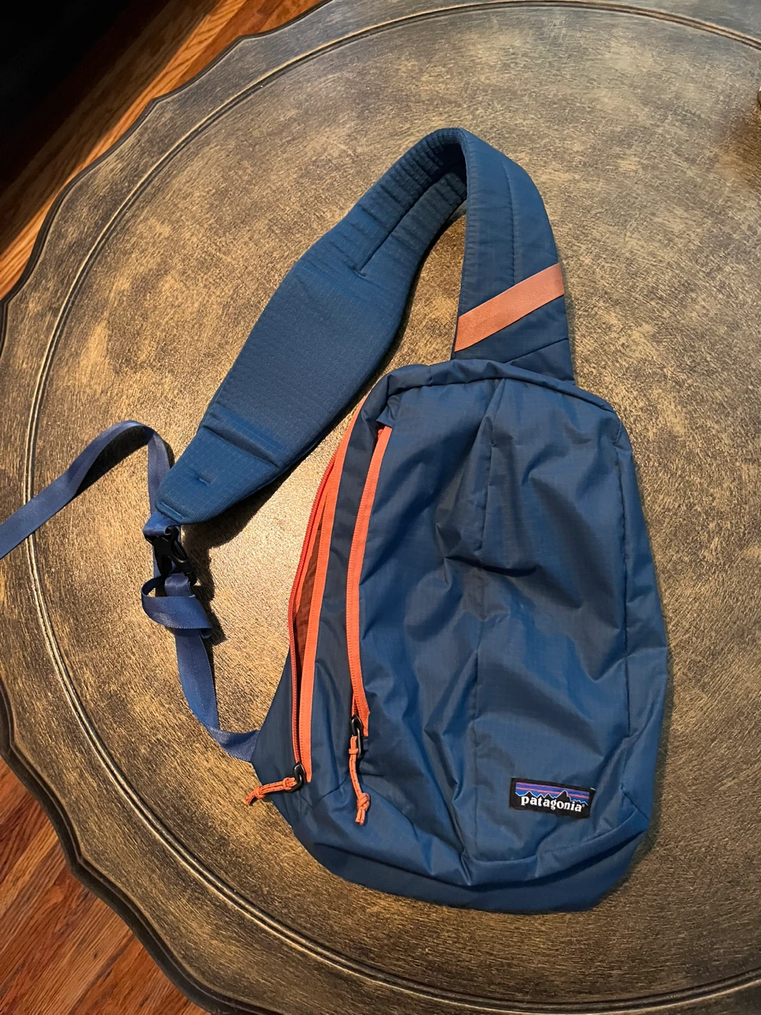 Patagonia Ultralight Black Hole Sling Bag