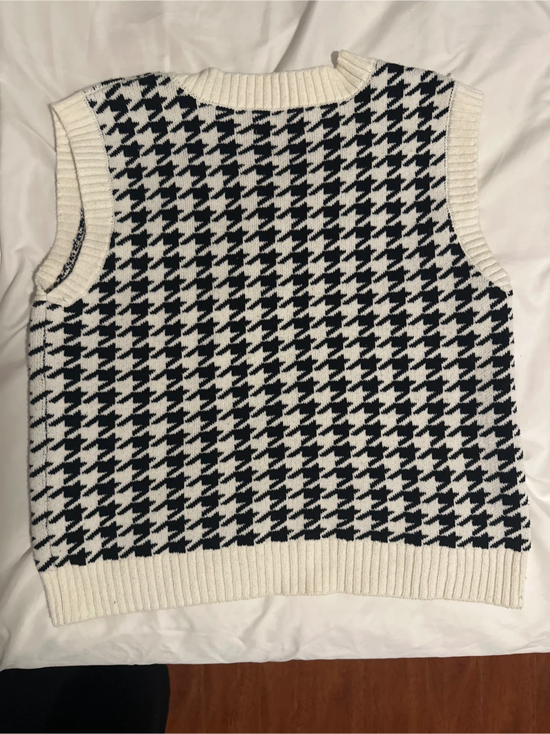 Hollister Houndstooth Knit Sweater Vest - photo 2