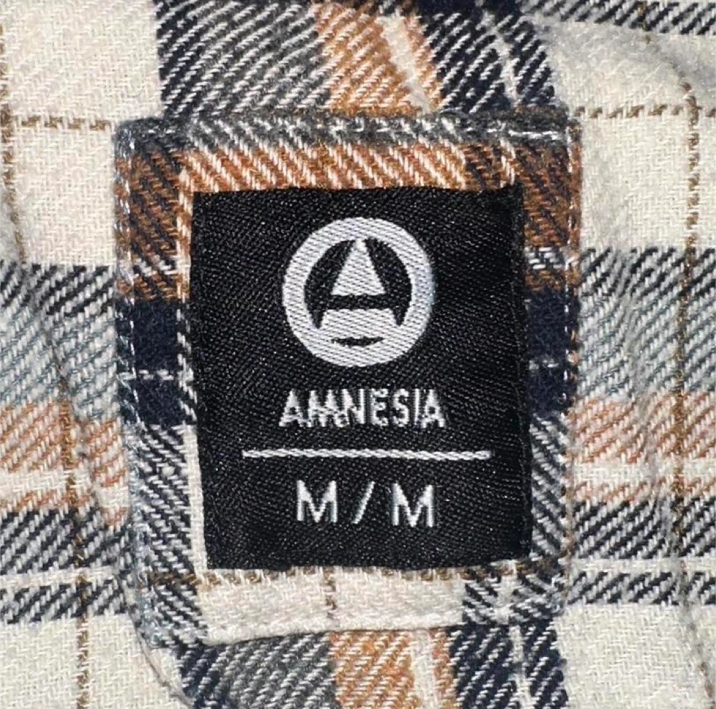 Men’s medium Amnesia Plaid Flannel Shirt - photo 2