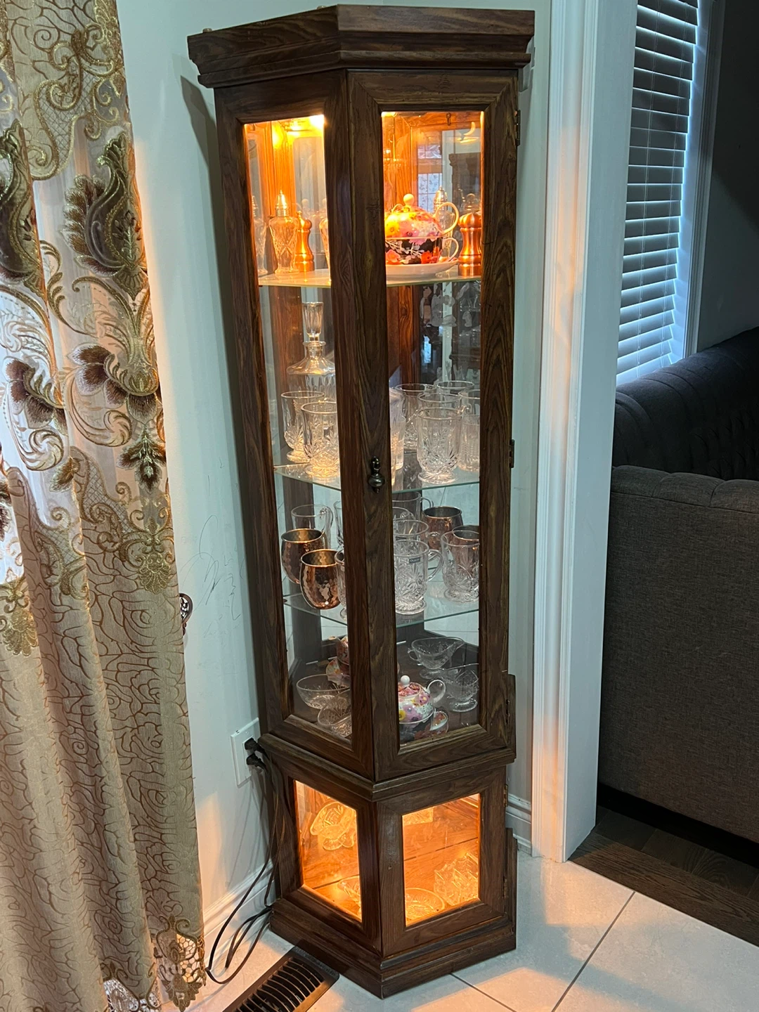 2 Corner Display Cabinet with Glass Shelves - photo 2