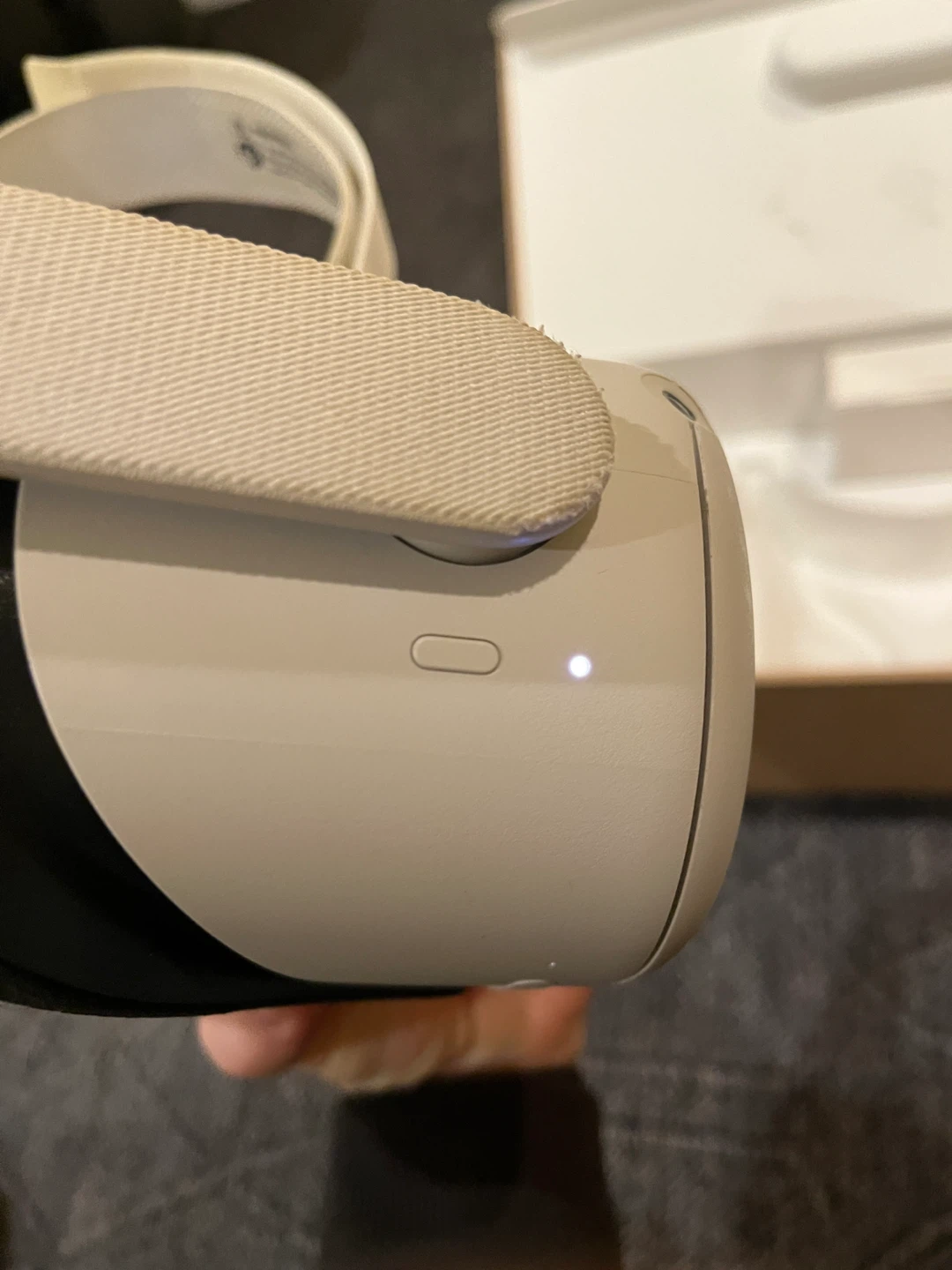 Meta Quest 2 VR Headset - photo 3