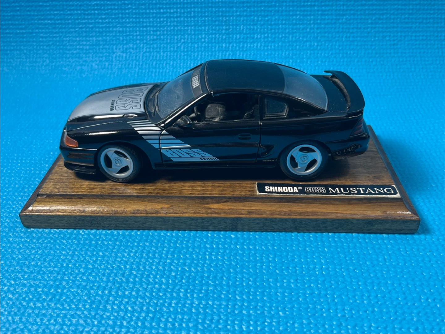 Rare Maisto 1/24 Shinoda Boss Ford Mustang – Collector’s Piece
