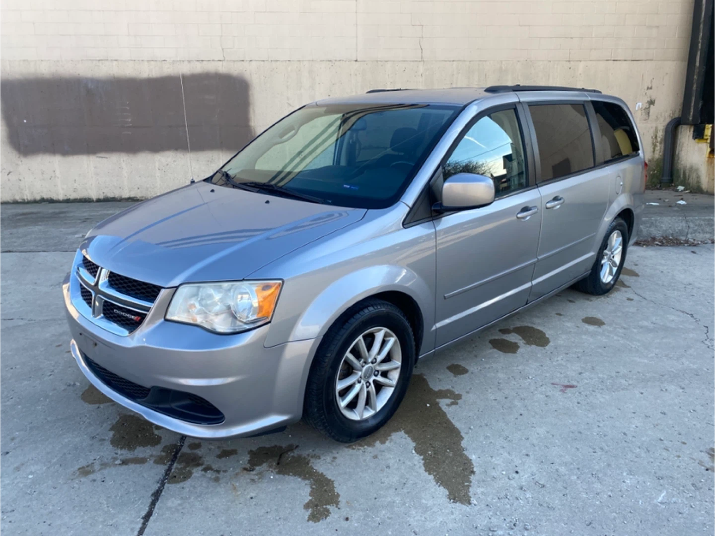 2014 DODGE GRAND CARAVAN $3200