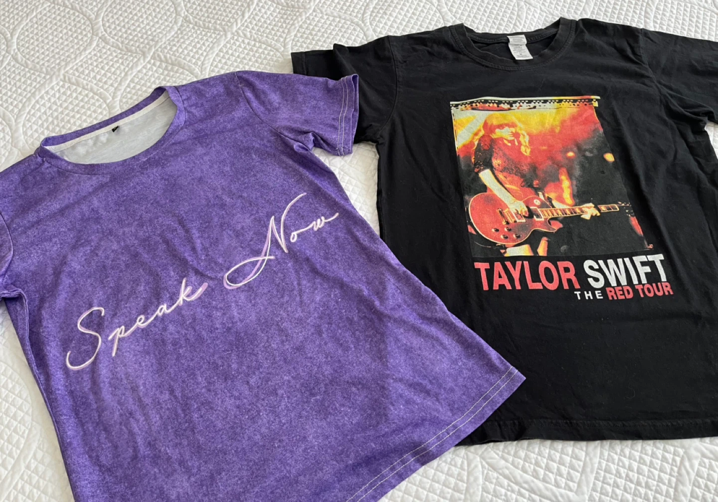 Taylor Swift The Red Tour Concert T-Shirt & Speak Now Sleep Top