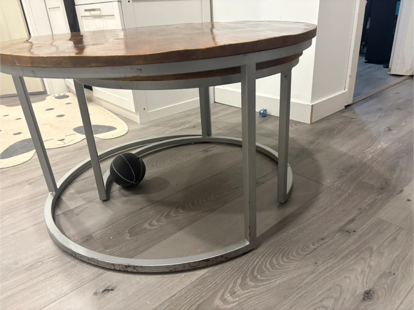 Set of 2 Nesting Round Coffee Tables - photo 3
