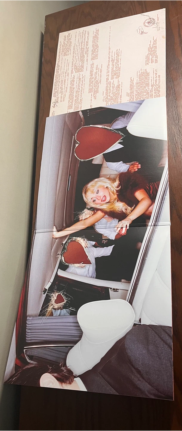 Sabrina Carpenter "Man's Best Friend" LP Record - photo 2