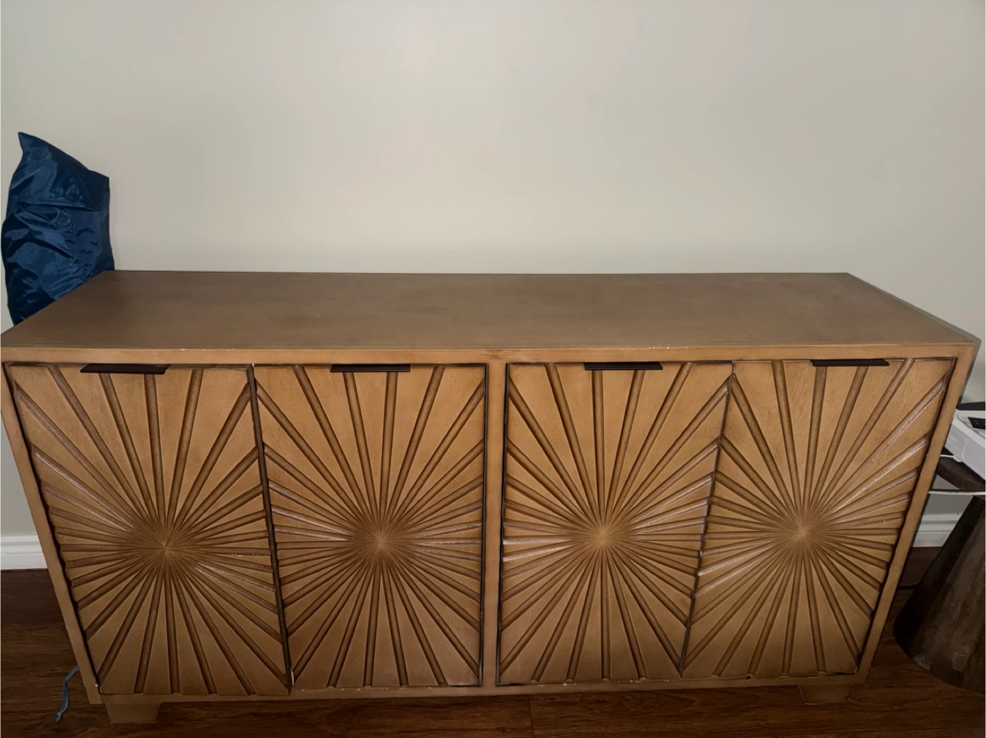 Unique Sunburst Design Sideboard / Cabinet - photo 2